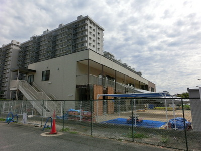 kindergarten ・ Nursery. Makuhari first nursery school (kindergarten ・ 1300m to the nursery)
