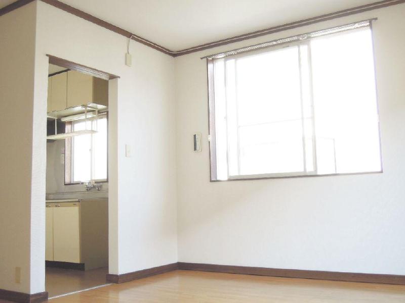 Living and room. A comfortable living comfortably spacious in the living room