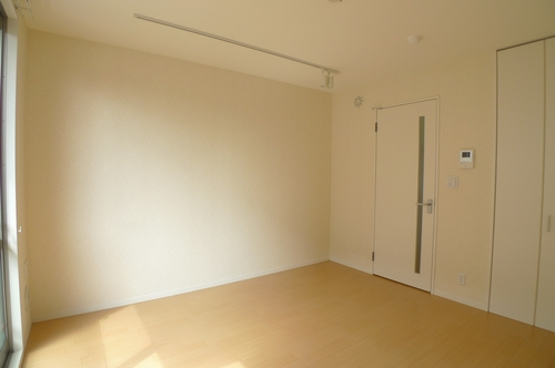 Living and room. The Western-style spotlight ・ ・ ・ ! It will produce a stylish space