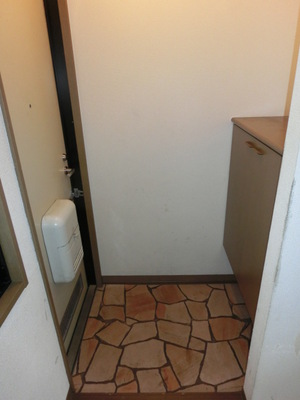 Entrance. There entrance cupboard