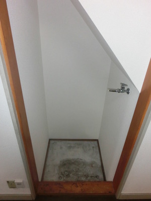 Washroom. Indoor Laundry Storage