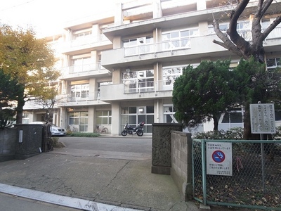 Junior high school. Satsukigaoka 450m until junior high school (junior high school)