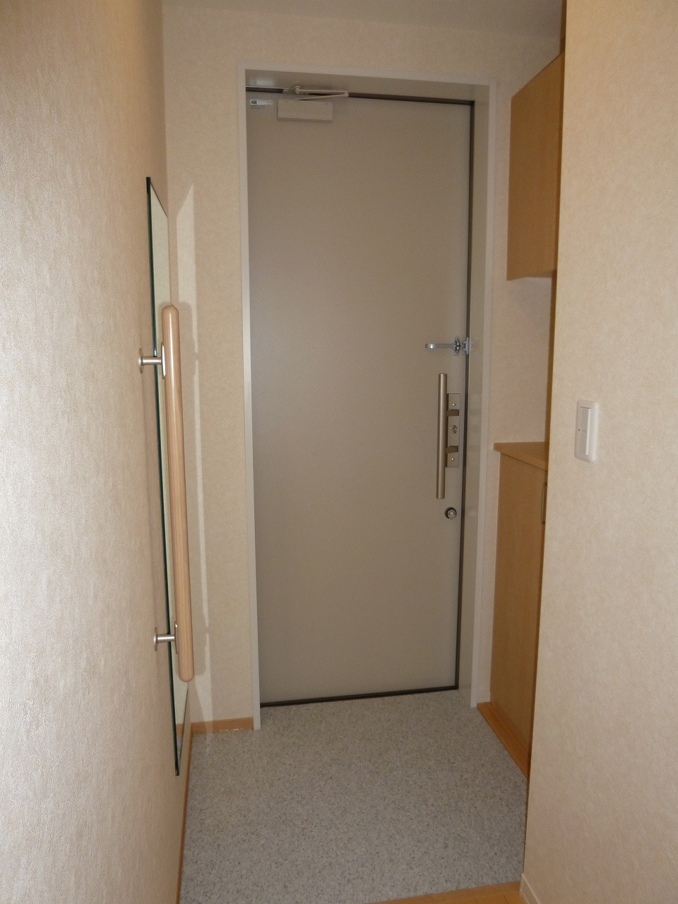 Building appearance. Attractive not be seen in the room from the front door