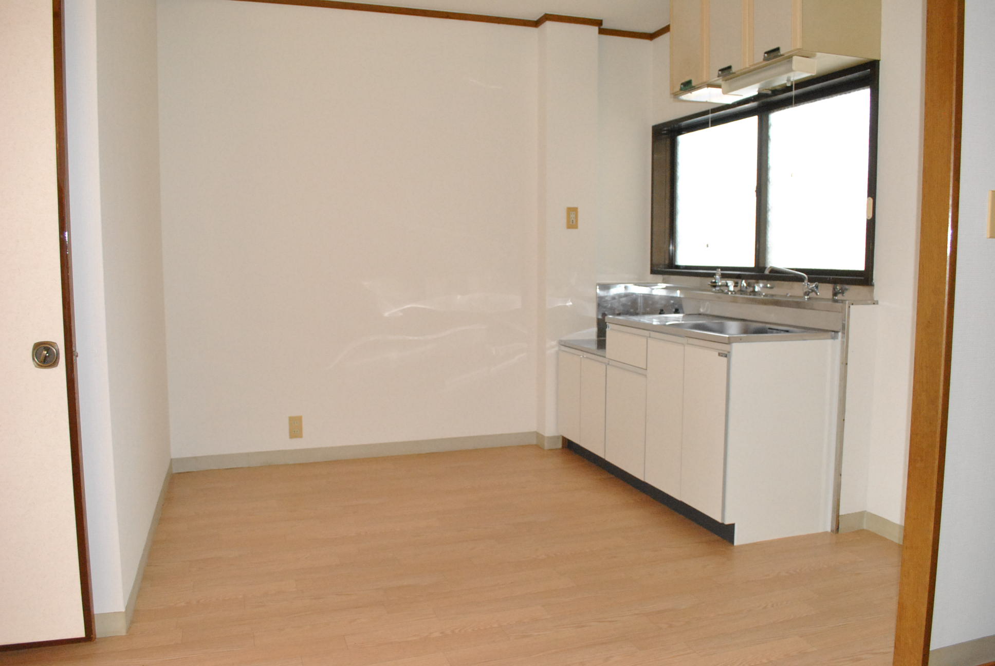 Living and room. DK7 Pledge