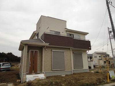 Building plan example (exterior photos). Building construction cases