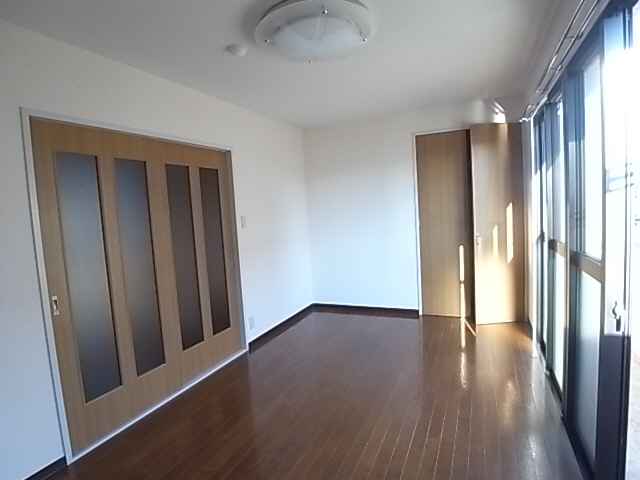 Other room space. I Western-style open and relaxed and the new life you are greeted