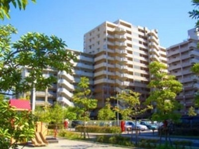 Building appearance. Station 7-minute walk Commute ・ Convenient to go to school