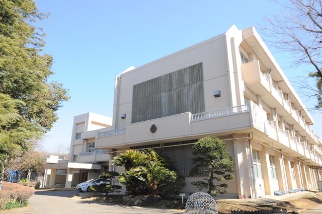 Primary school. 700m until the Chiba Municipal Garden Elementary School