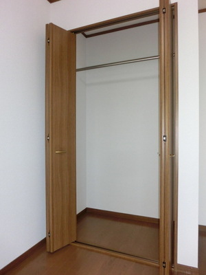 Receipt. Plenty of storage