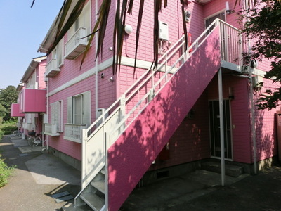 Other common areas. Entrance side