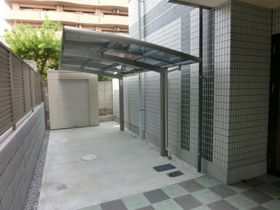 Other common areas. Bicycle-parking space