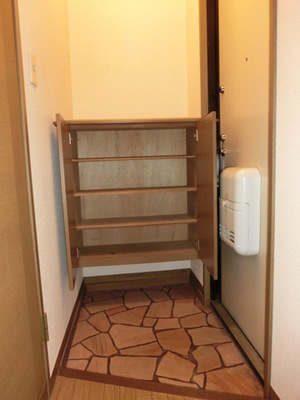 Entrance. There entrance cupboard