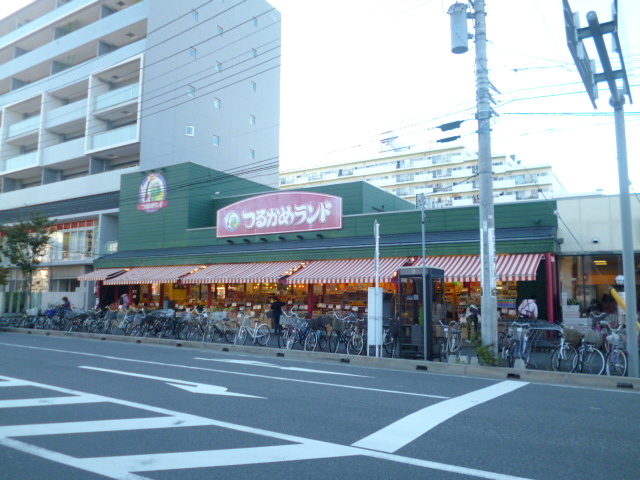 Supermarket. Maxvalu Express Makuhari store up to (super) 252m