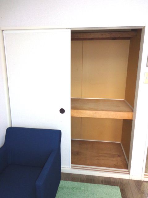 Receipt. Plenty of storage