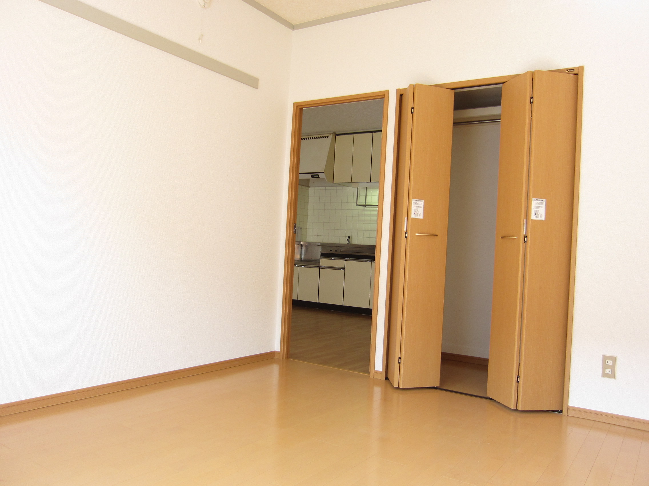 Receipt. Also enhance storage in the closet!