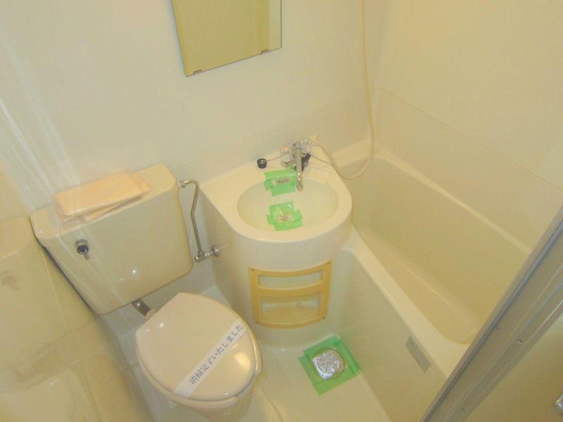 Bath. Beautiful renovation completed ・ 3-point unit