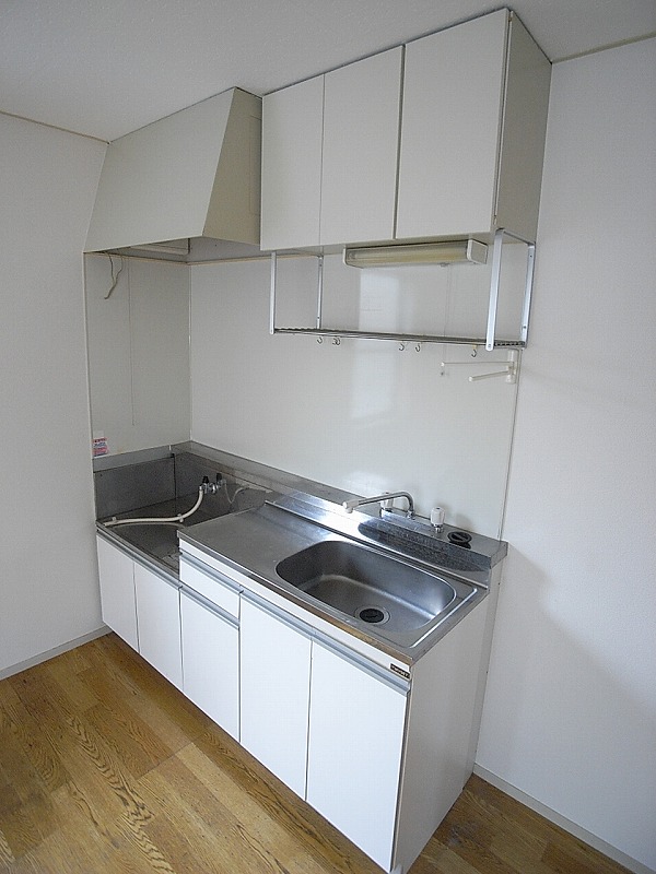 Kitchen. Gas stove correspondence