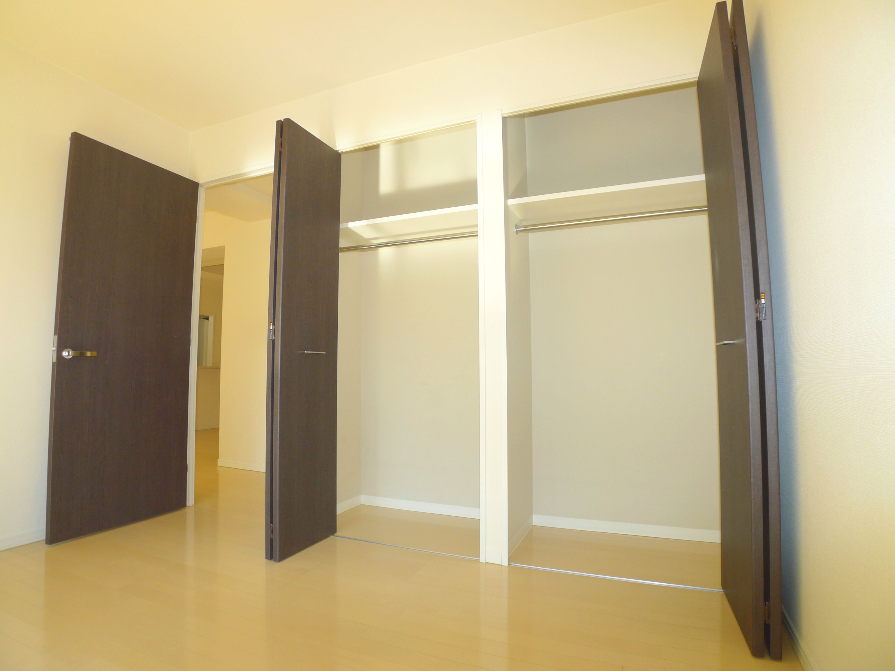 Receipt. This storage is an attractive