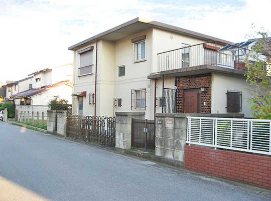 Local land photo. It is a building of reinforced concrete (Taisei Parukon). 