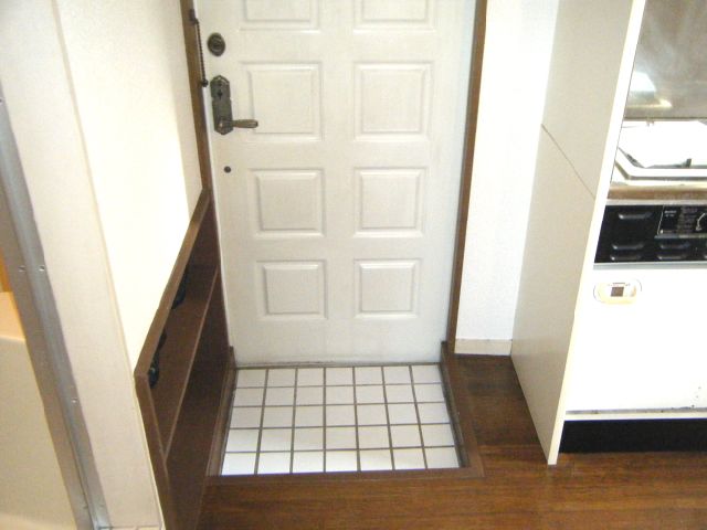 Entrance. It is a white entrance.