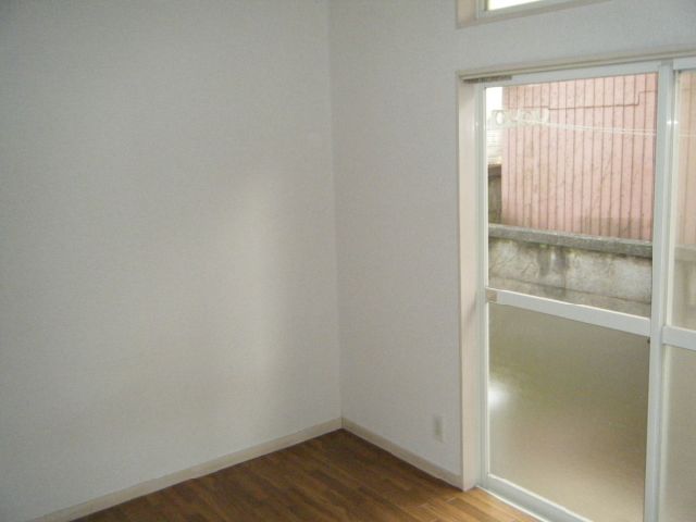 Living and room. White is a beautiful room, which was based on.