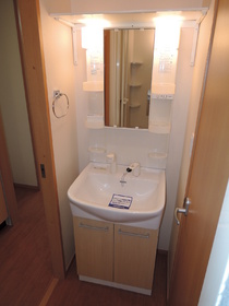 Washroom. Also is easy Chin morning of preparation