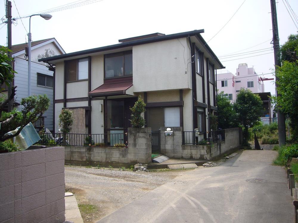 Local land photo. There current state building (local photo) 2013 December shooting