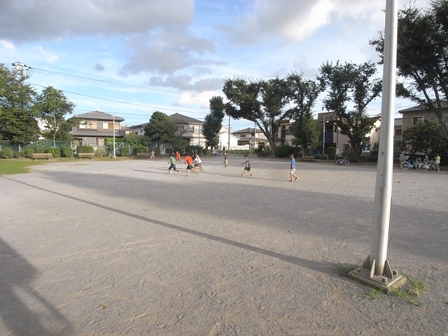 park. 140m to Garden Park (park)