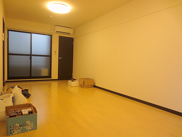 Living and room. ※ It is a photograph of under construction