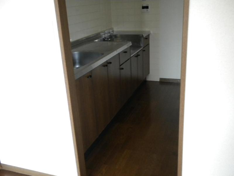 Kitchen. Gas stove installation Allowed