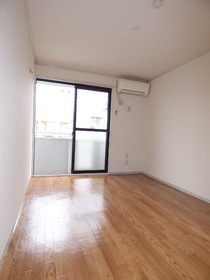 Living and room. Do you would be in any room?!