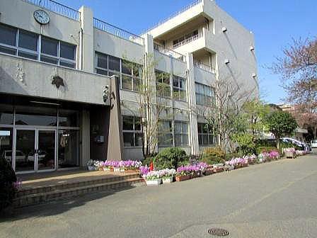 Junior high school. Kusano 2600m until junior high school