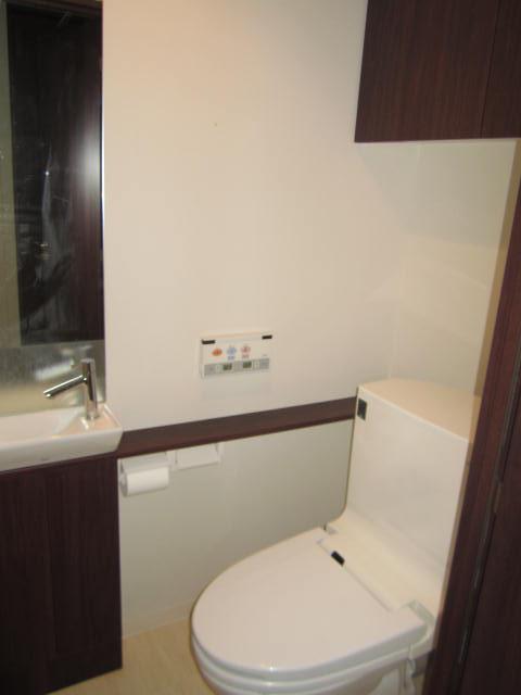 Toilet