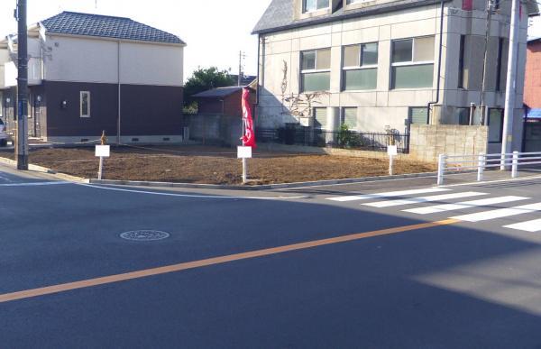 Local photos, including front road