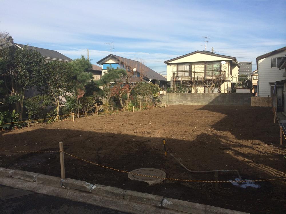 Local land photo. Local (12 May 2013) Shooting