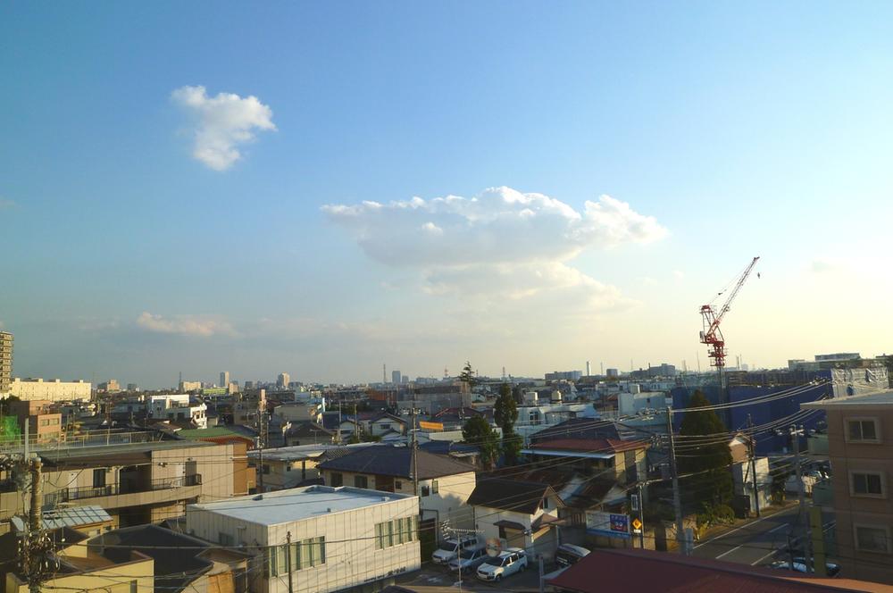 View photos from the dwelling unit. View from the southwest side of the balcony (December 2012) Shooting