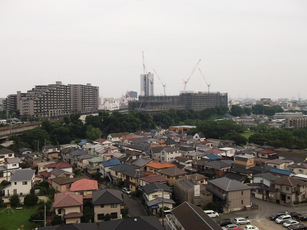 View photos from the dwelling unit. View from the site (July 2013) Shooting