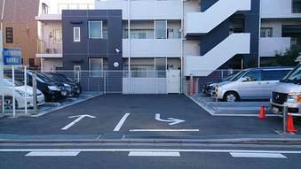 Parking lot