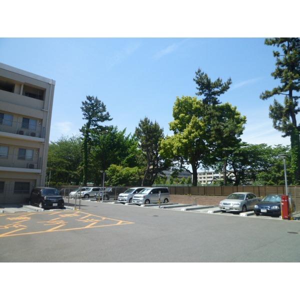 Parking lot