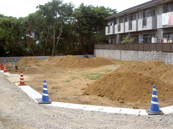 Local photos, including front road