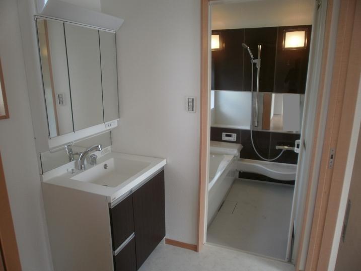 Building plan example (introspection photo). Example of construction (bathroom)