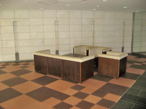 Other common areas. It is a garden lounge that can be overlooking the courtyard.