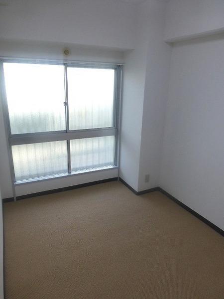 Non-living room