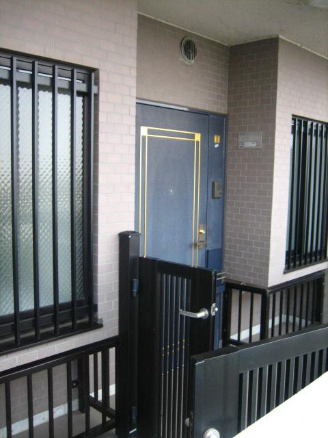 Other. Entrance gate of ensuring privacy!