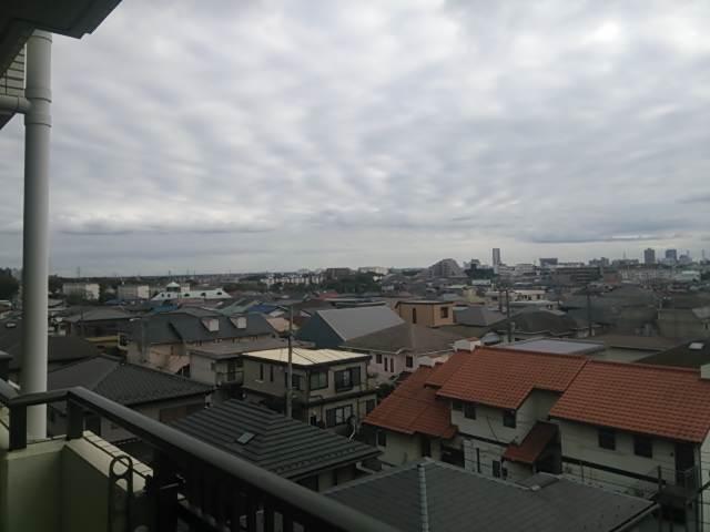 View photos from the dwelling unit. View from the site (December 2013) Shooting