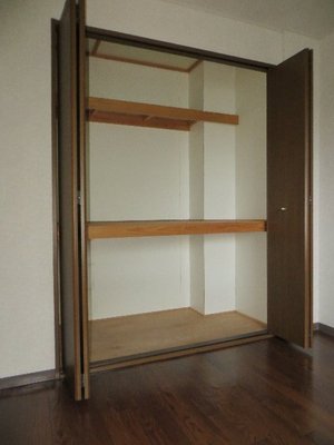 Receipt. Plenty of storage