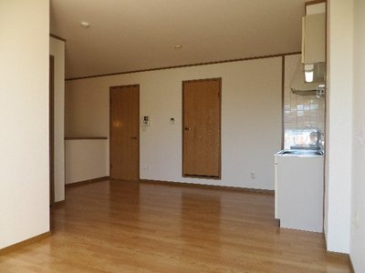 Living and room. Dining 7.5 Pledge