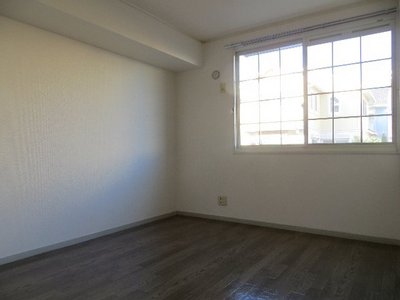 Living and room. 6 Pledge of Western-style