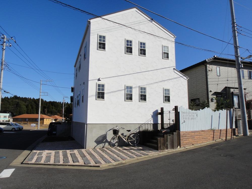 Other. Our construction Reigaiso (Photo Asumigaoka east custom home) is the exterior example of Natural antique house.