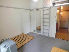 Living and room. Carpet